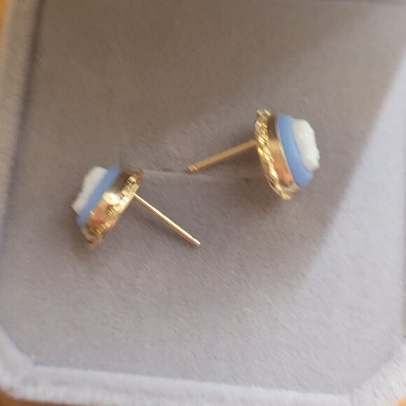 Vintage Blue Cameo 10k Gold Earrings Wedgewood Style - Picture 9 of 12